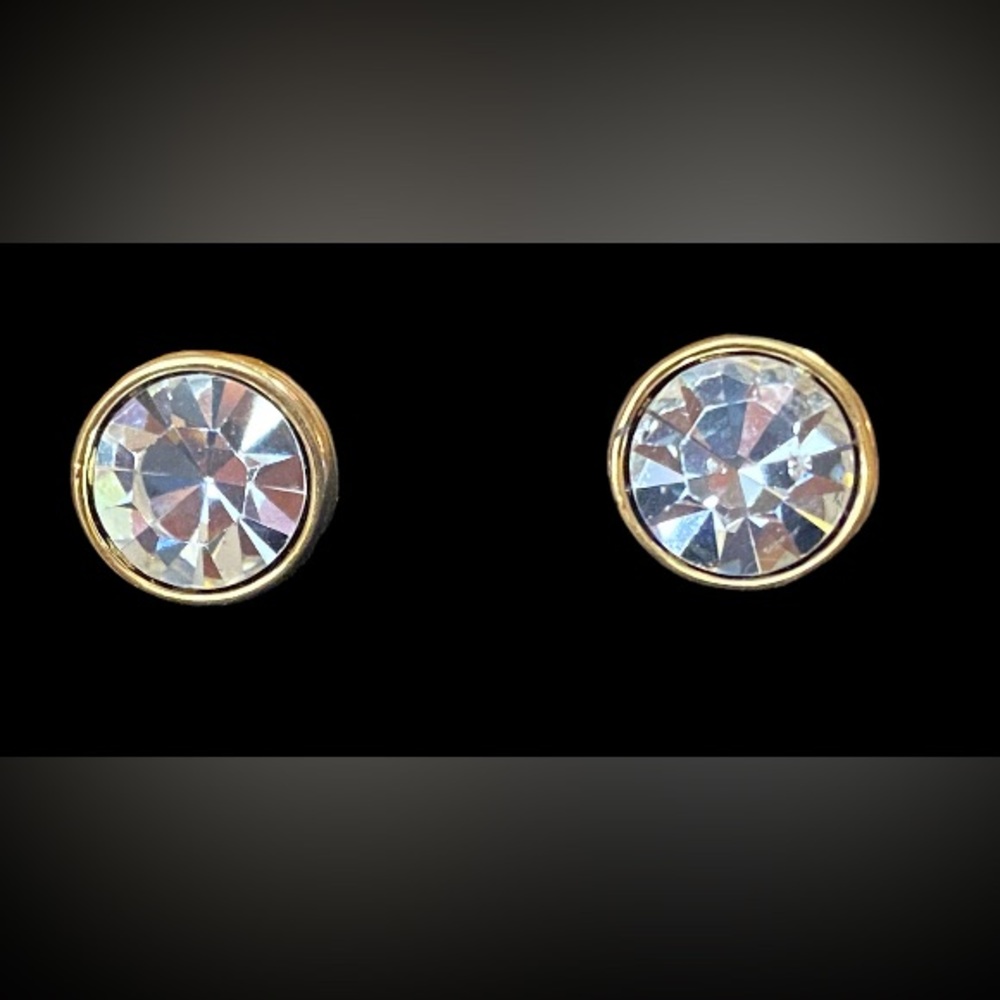 Vintage Swarovski 1ct studs gold plated